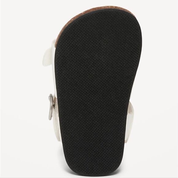 Old Navy New With Tag Size 3-6 Months Faux-Leather Double-Buckle Sandals - Picture 4 of 10